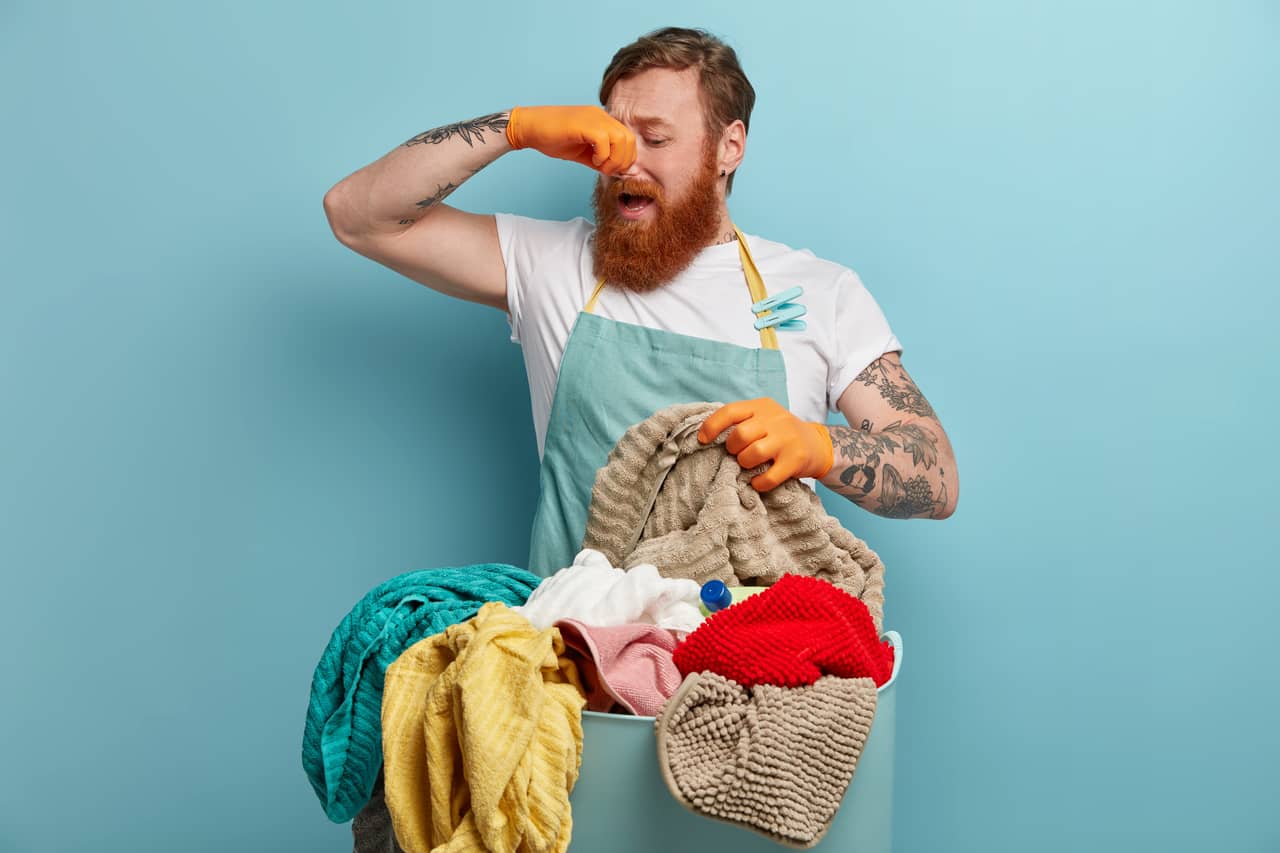 Avoid that smelly, damp towel mens hygiene tips
