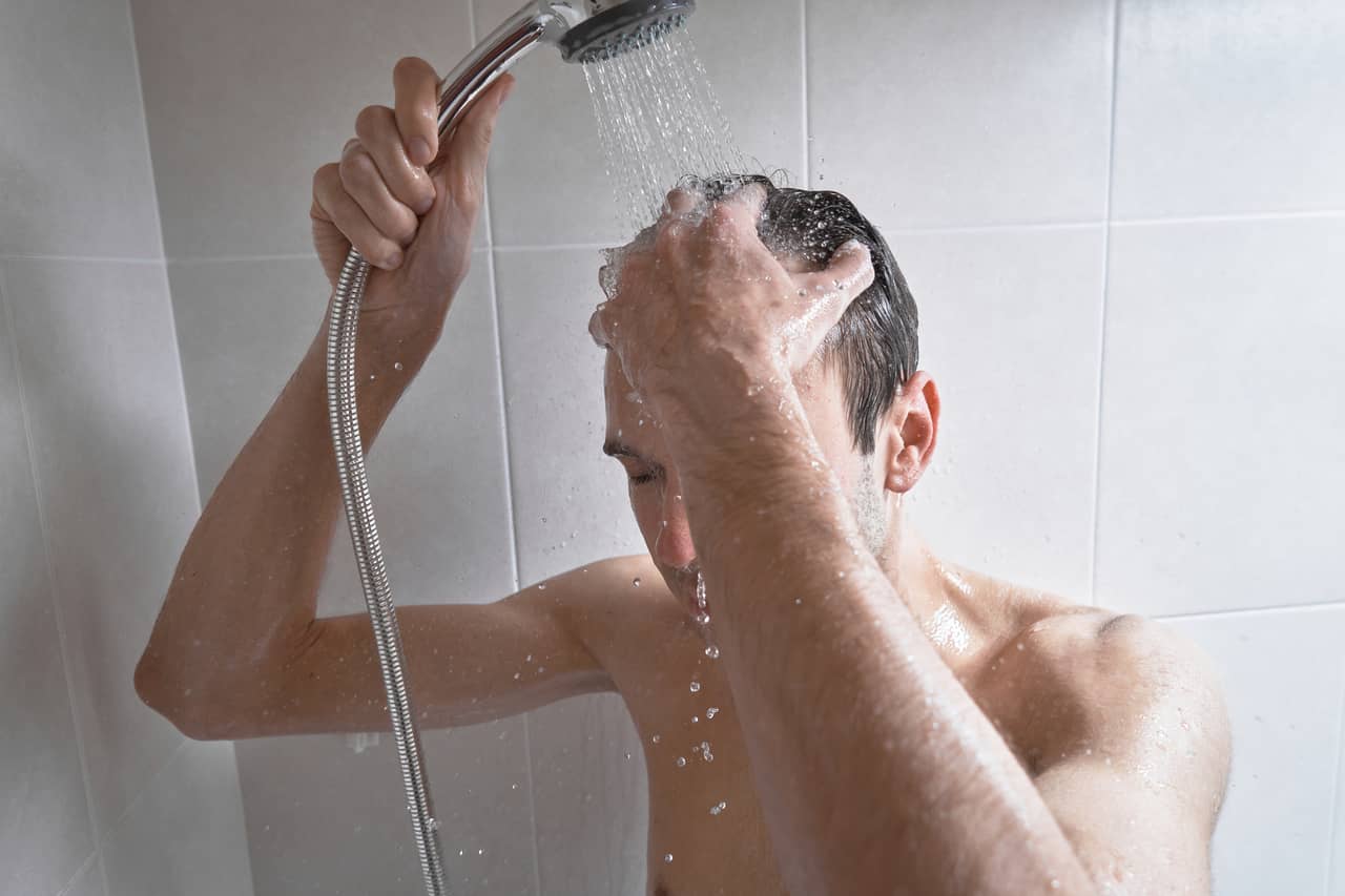 Deodorant is not enough/mens Hygeine tips, go shower!/ mens gygeine tips