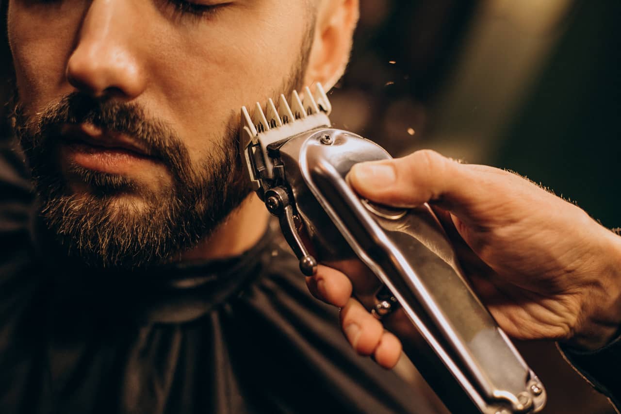 That bushy beard needs to be looked after too!/ mens hygeine tips
