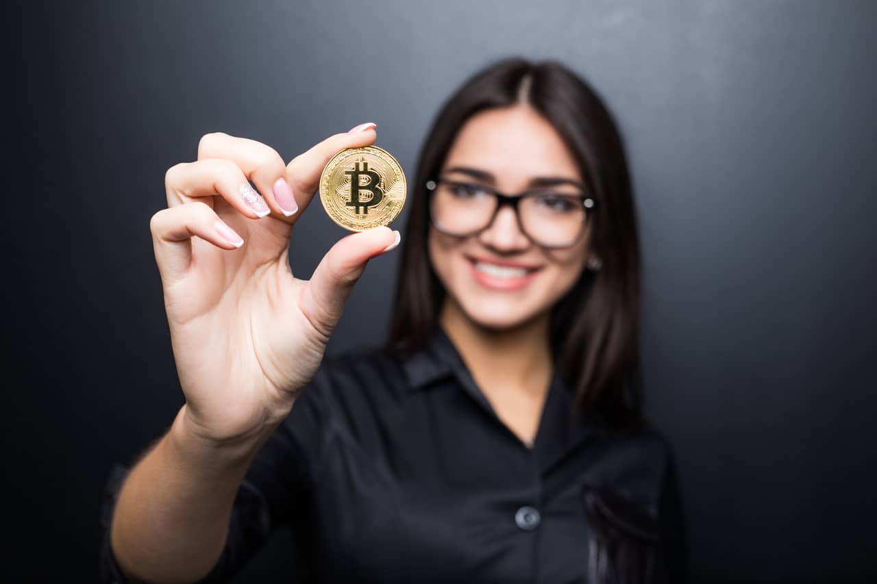 Women are Better Cryptocurrency investors