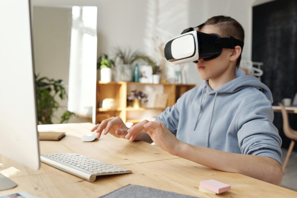 Entering into a new World - Virtual Reality